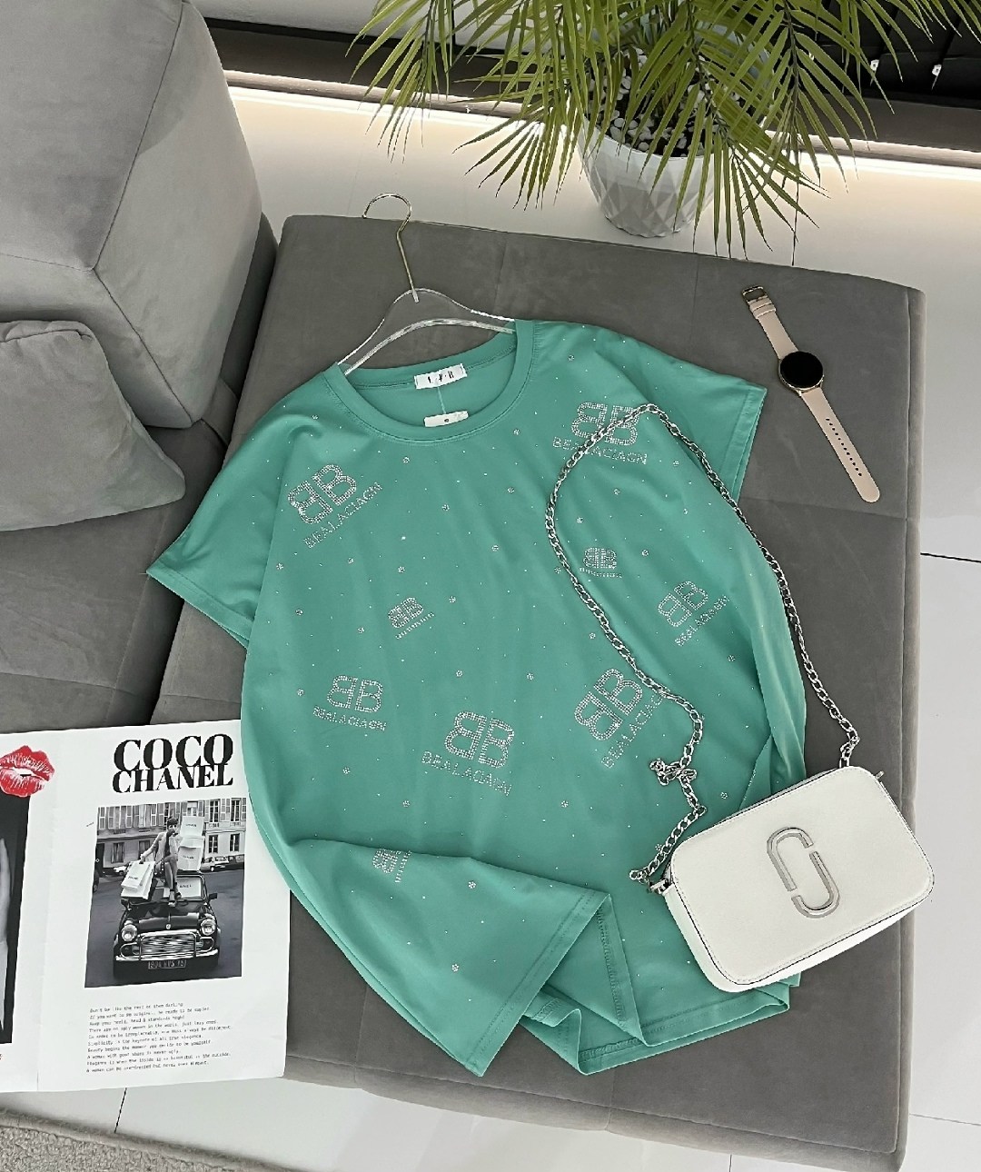 футболки женская,футболки модные,модная кофта,кофта женская,футболка белая с