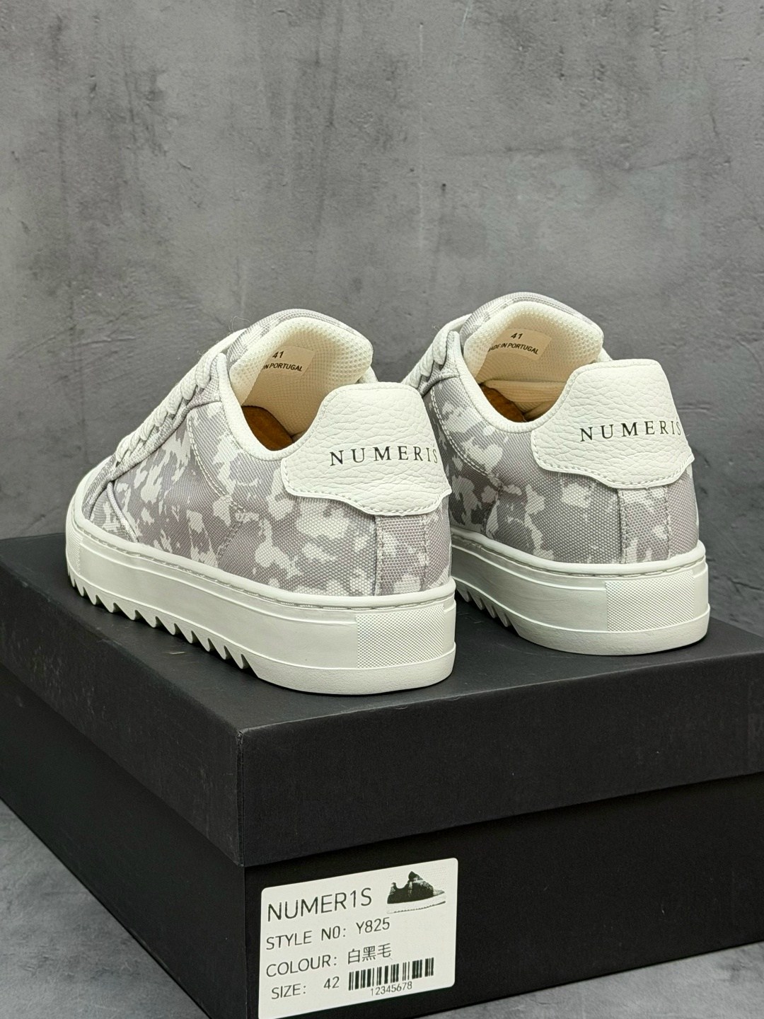 ,кроссовки philipp plein,кроссовки женскиe,кеды стильные,золотые кроссовки филип плейн