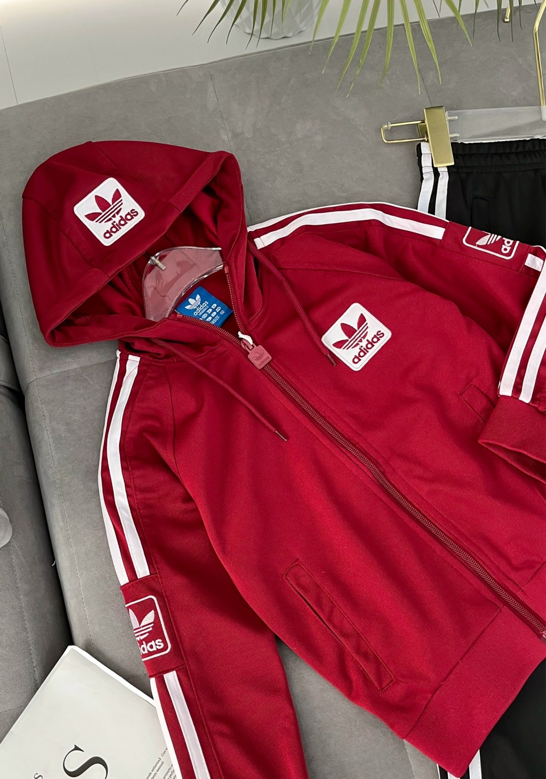 детский спортивный костюм adidas originals sst tracksuit зеленый,спортивный костюм adidas,спортивный костюм adidas мужской,спортивные костюмы адидас,детский спортивный костюм adidas