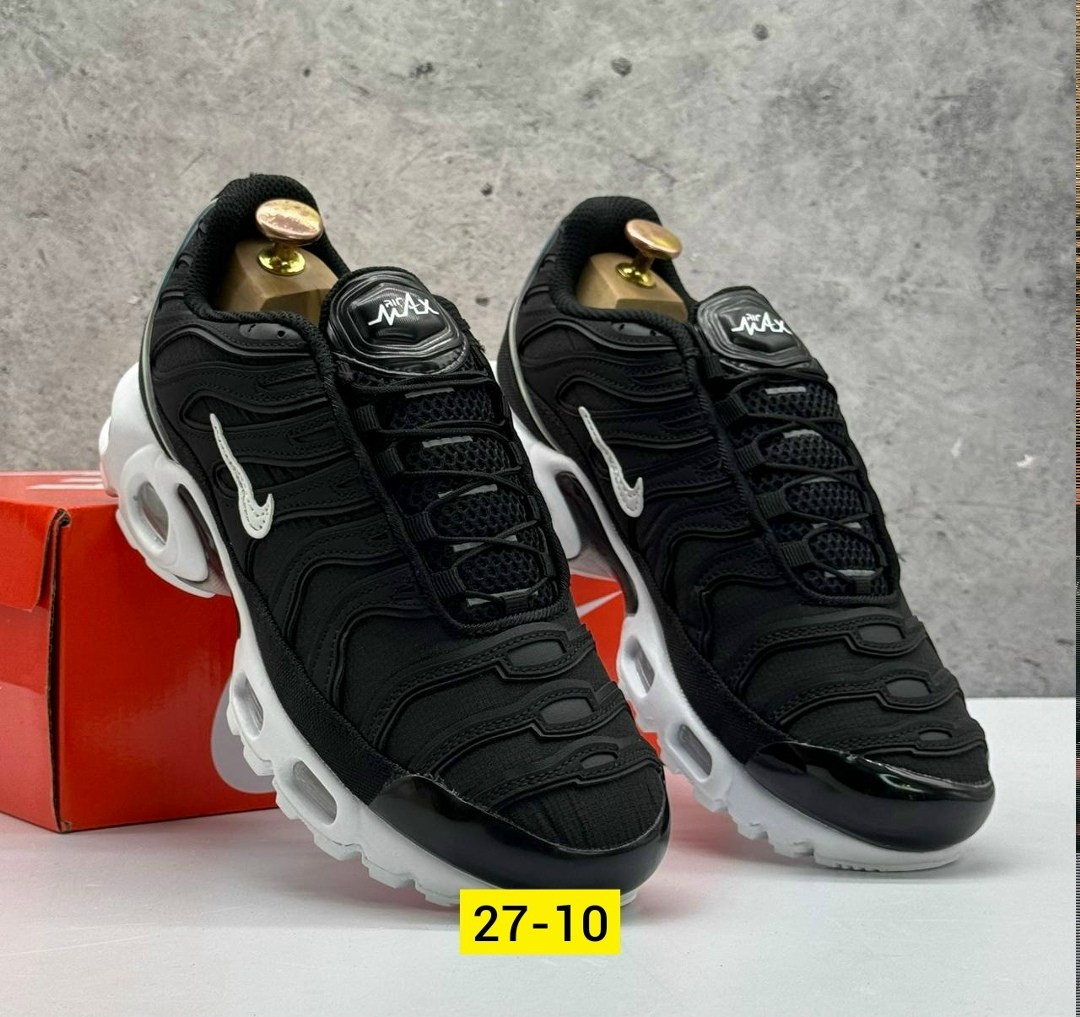 кроссовки nike air max tn plus,кроссовки,кроссовки nike air max tn plus мужские,nike air max tn plus,мужские кроссовки