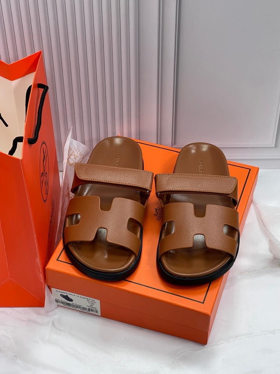 шлепанцы hermes,hermes ,,босоножки hermes,шлепки hermes