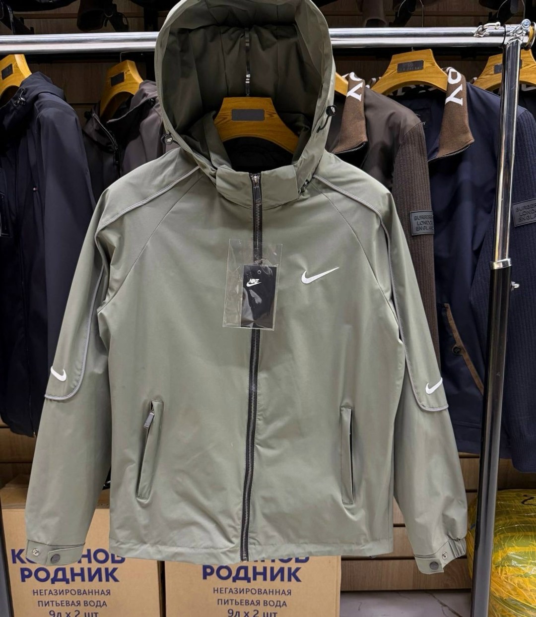 куртка,теплая куртка,nike ветровка,куртка мужская,куртка демисезонная nike