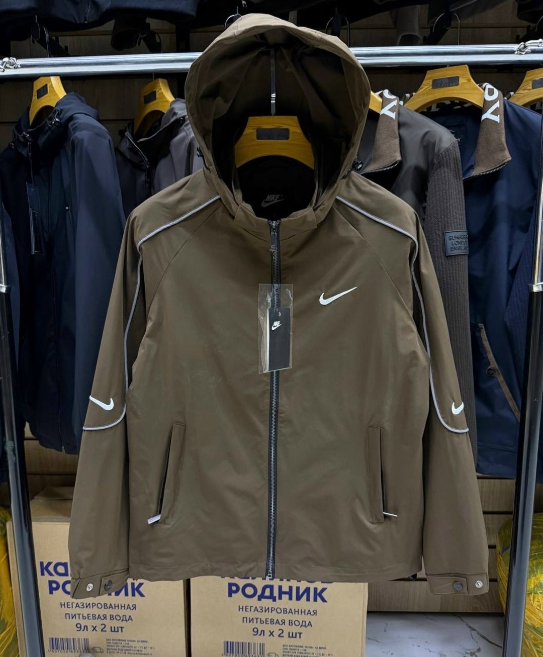 куртка,теплая куртка,nike ветровка,куртка мужская,куртка демисезонная nike