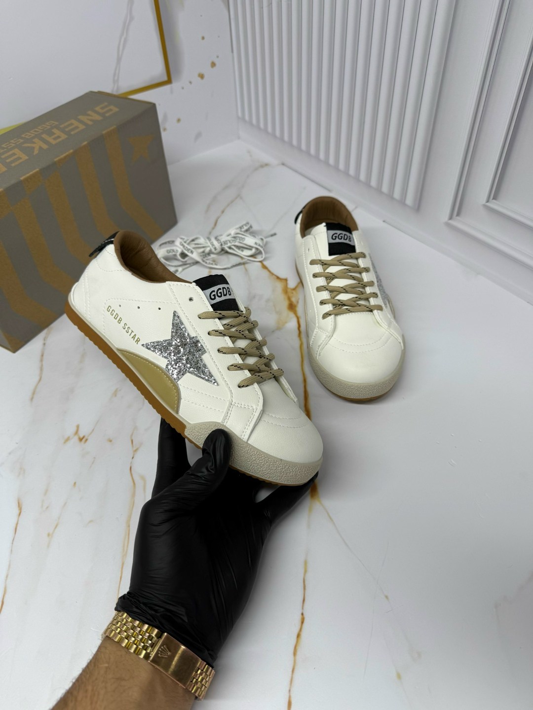,кроссовки golden goose,кеды golden goose,женские кроссовки,golden goose super star