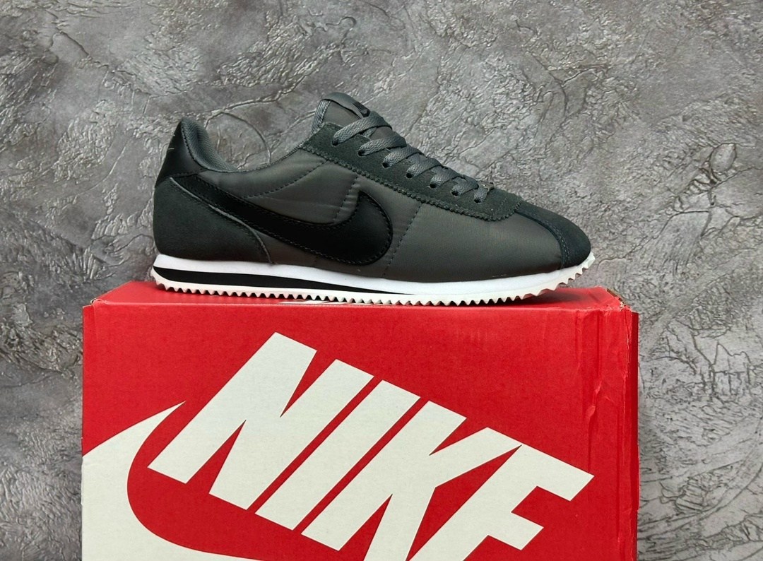 кроссовки nike classic cortez leather,nike classic cortez,найк кортез оригинал,nike cortez,кроссовки nike claccis cortez