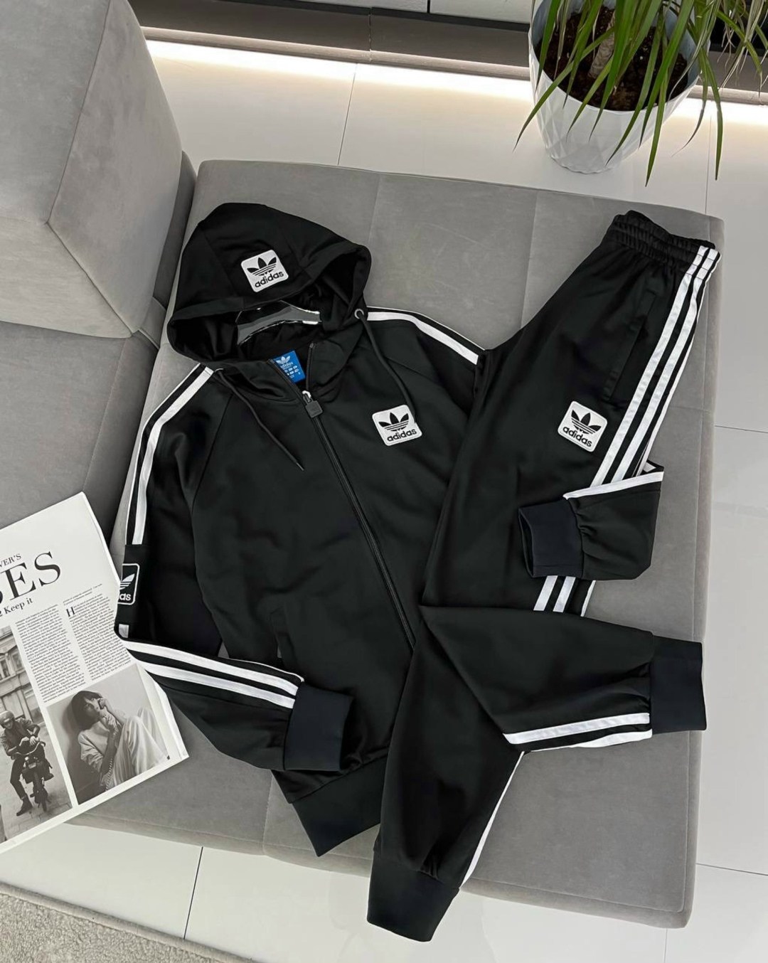 спортивный костюм adidas,спортивный костюм адидас унисекс,костюм адидас ориджинал красный,костюм адидас,спортивный костюм мужской adidas