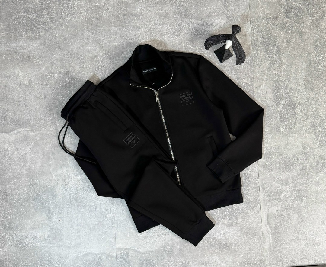 спортивный костюм stefano ricci,спортивный костюм armani мужской,мужской спортивный костюм armani exchange,спортивный костюм armani,костюм мужской стильный stefano ricci модель 112265