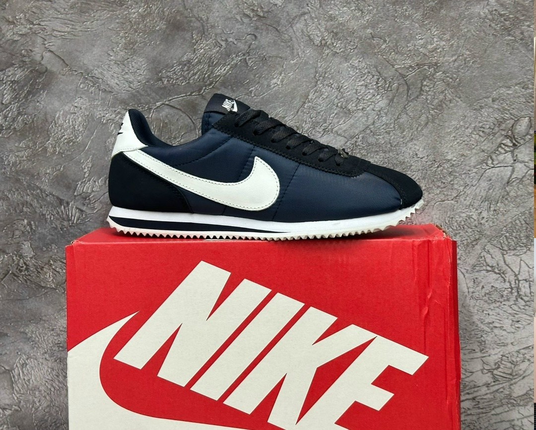 кроссовки nike classic cortez leather,nike classic cortez,найк кортез оригинал,nike cortez,кроссовки nike claccis cortez