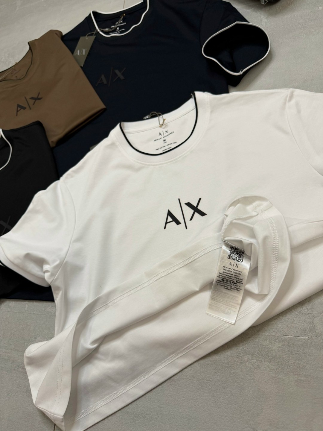 футболки для мужчин,мужские футболки armani,мужская футболка,мужская кофта,футболка armani exchange