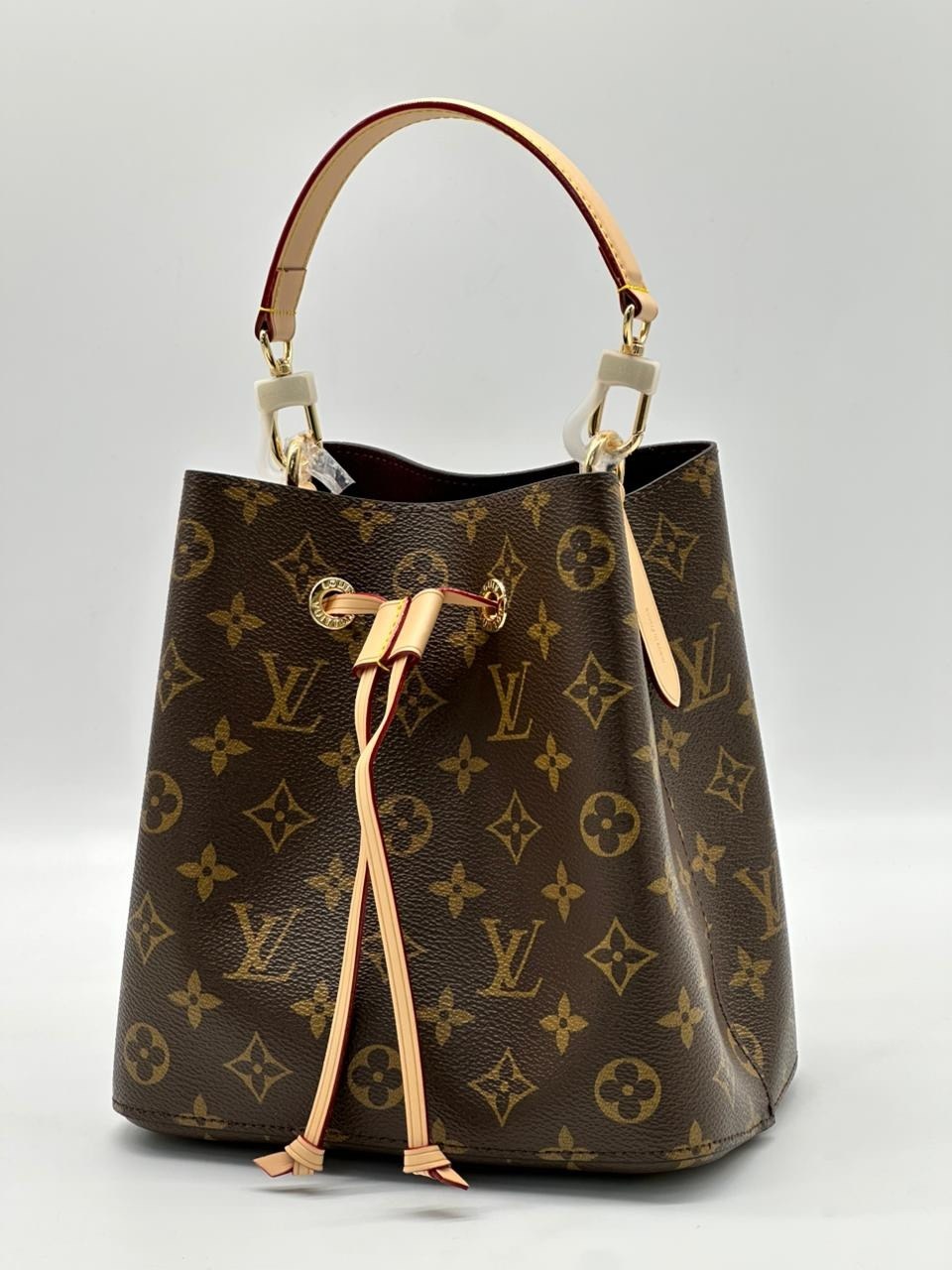 сумка louis vuitton,сумка луи виттон,louis vuitton женская сумка,модная женская сумка,louis vuitton сумка на плечо