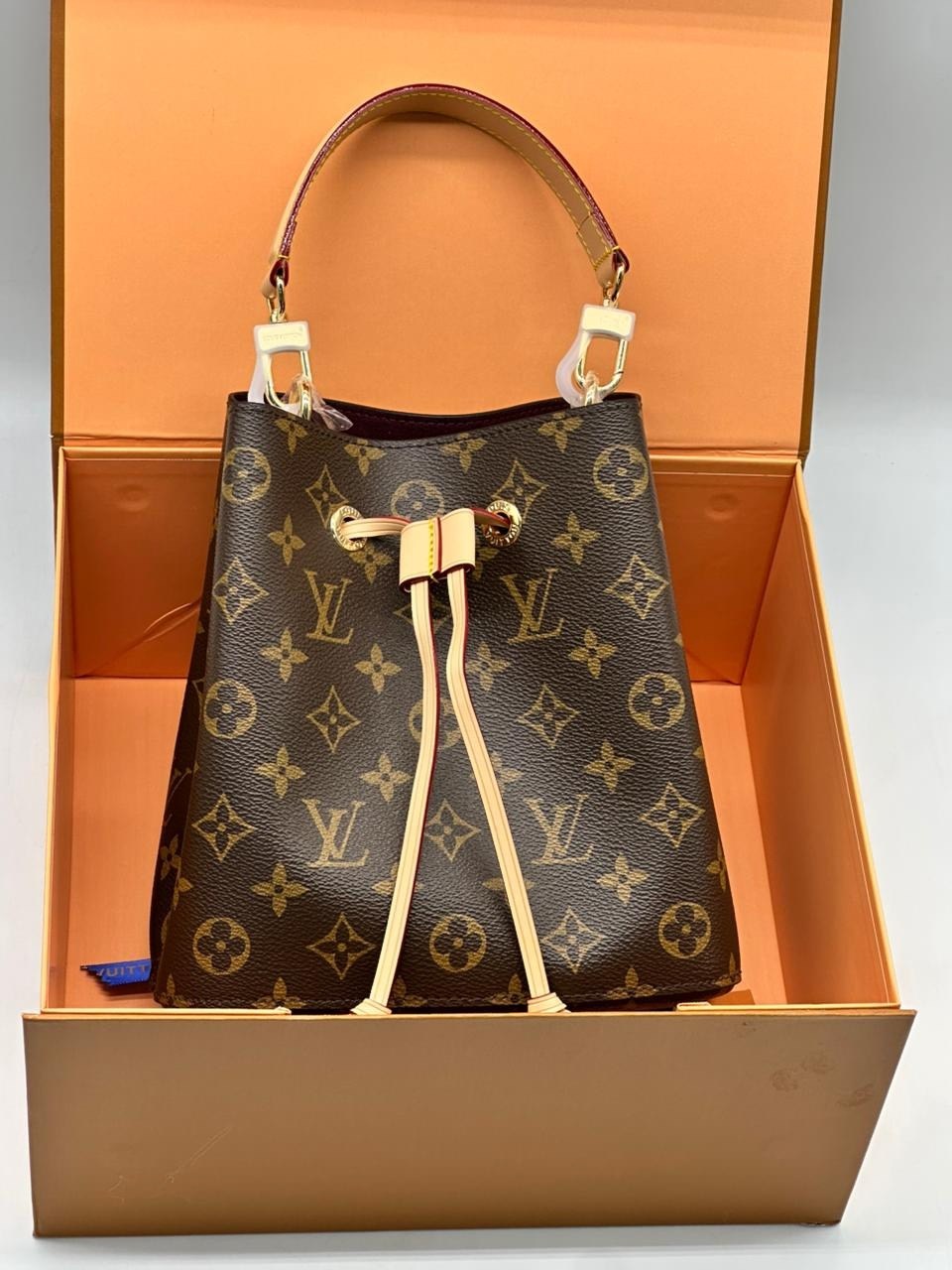 сумка louis vuitton,сумка луи виттон,louis vuitton женская сумка,модная женская сумка,louis vuitton сумка на плечо