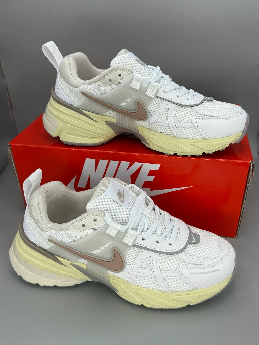 кроссовки nike,кроссовки nike v 2 k run,кроссовки,кроссовки nike v2k run,женские кроссовки nike