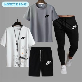 Костюм