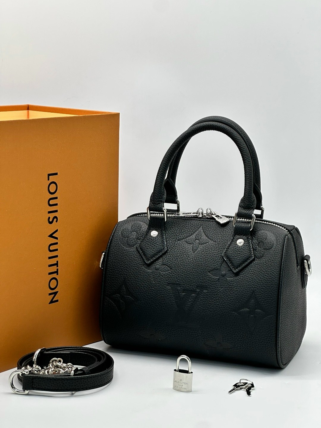сумка женская louis vuitton,сумка louis vuitton,louis vuitton сумка на плечо,сумочка луи виттон,сумка мишель корс