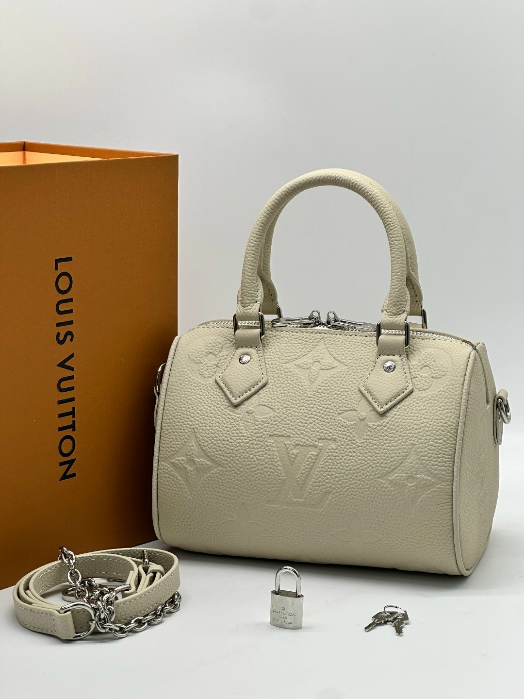 сумка женская louis vuitton,сумка louis vuitton,louis vuitton сумка на плечо,сумочка луи виттон,сумка мишель корс