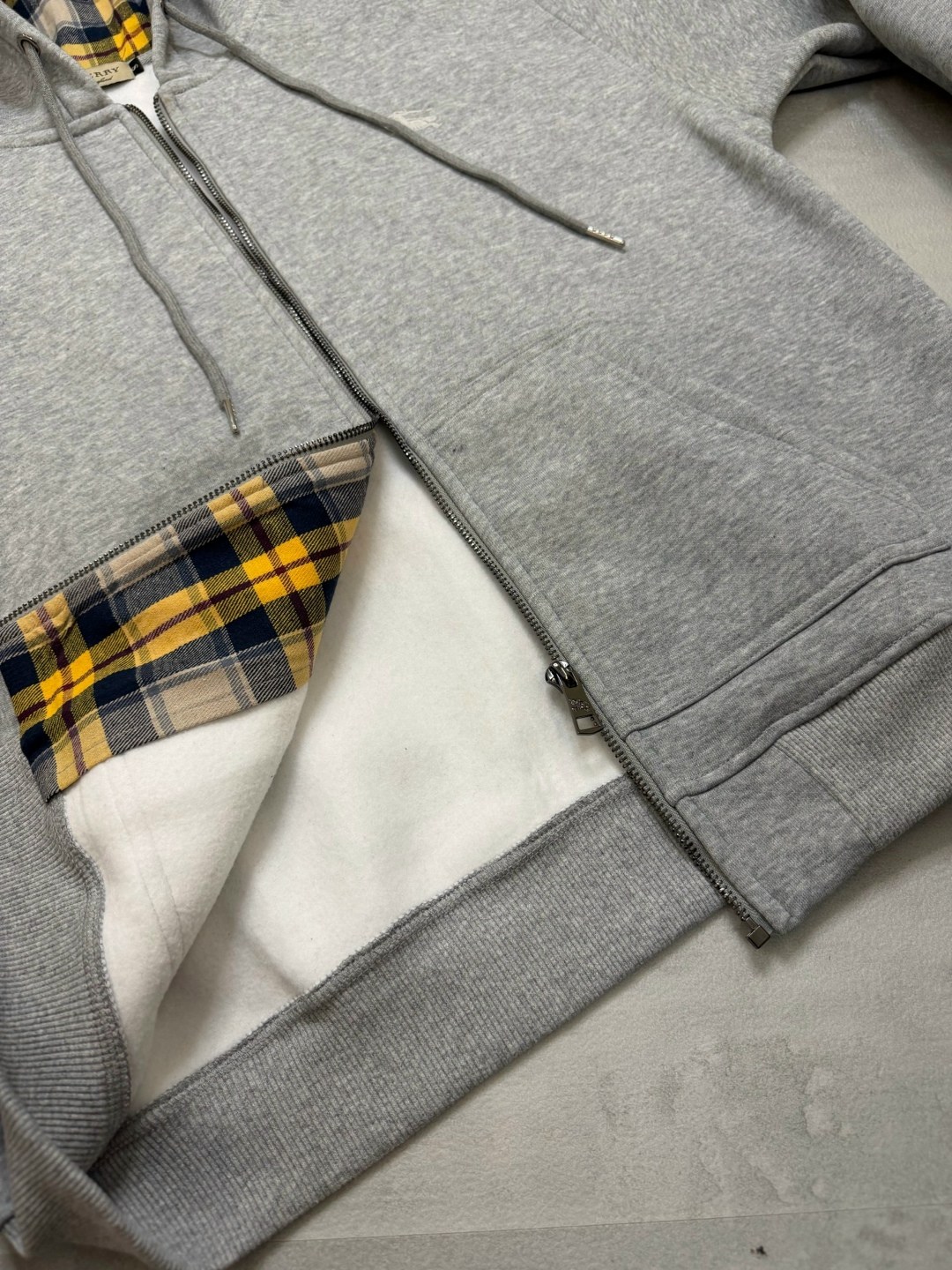зип худи burberry,burberry hoodie,толстовка burberry,zip hoodie burberry grey vintage,хлопковая толстовка burberry