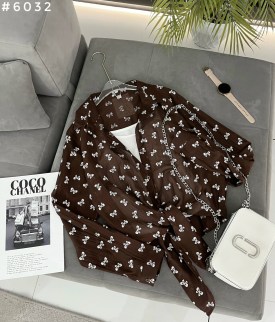 Костюм