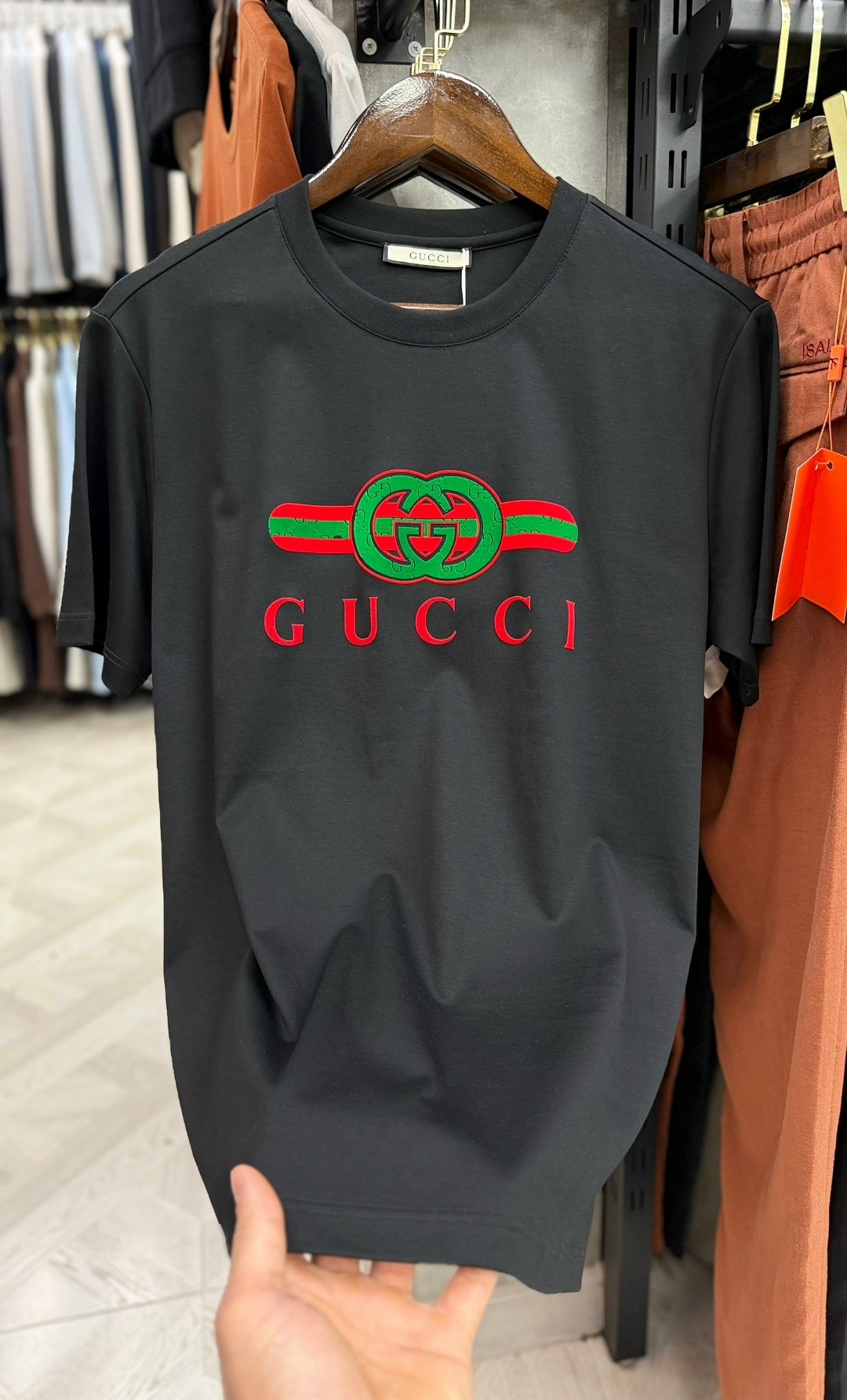 футболка gucci,футболки гуччи женские оригинал,майка гуччи оригинал,футболка гуччи,футболка женская gucci