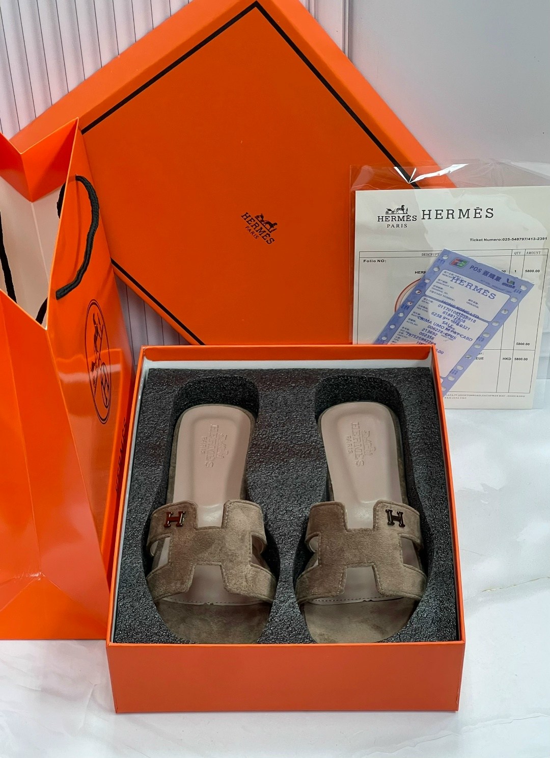шлепанцы hermes,шлепки hermes,шлепанцы из натуральной кожи hermes,шлепки hermes женские,шлепанцы женские hermes черный