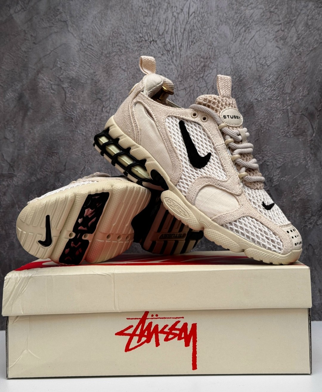 кроссовки nike x stussy air zoom spiridon cage 2,nike air zoom spiridon cage 2 stussy fossil,nike air zoom spiridon cage 2 stussy,кроссовки nike stussy air zoom spiridon cage 2,кроссовки nike stussy a
