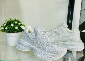 Кроссовки