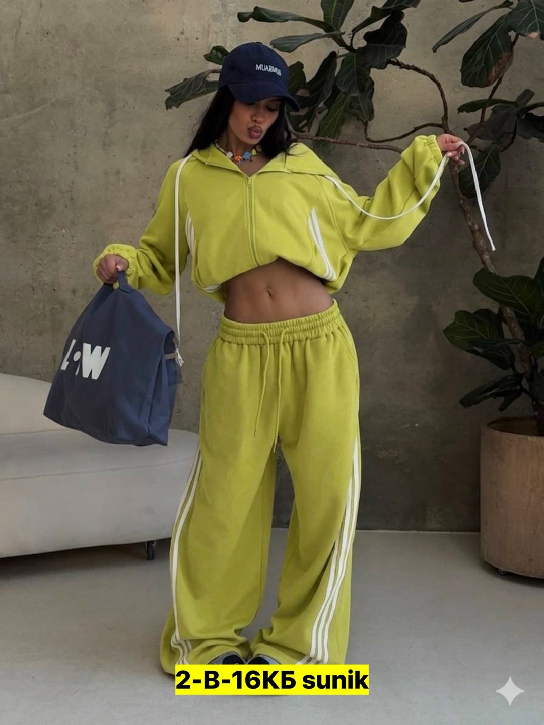 костюм спортивный женский adidas,женский спортивный костюм,спортивный костюм спортивные костюмы,спортивный костюм,костюм двойка спортивный женский