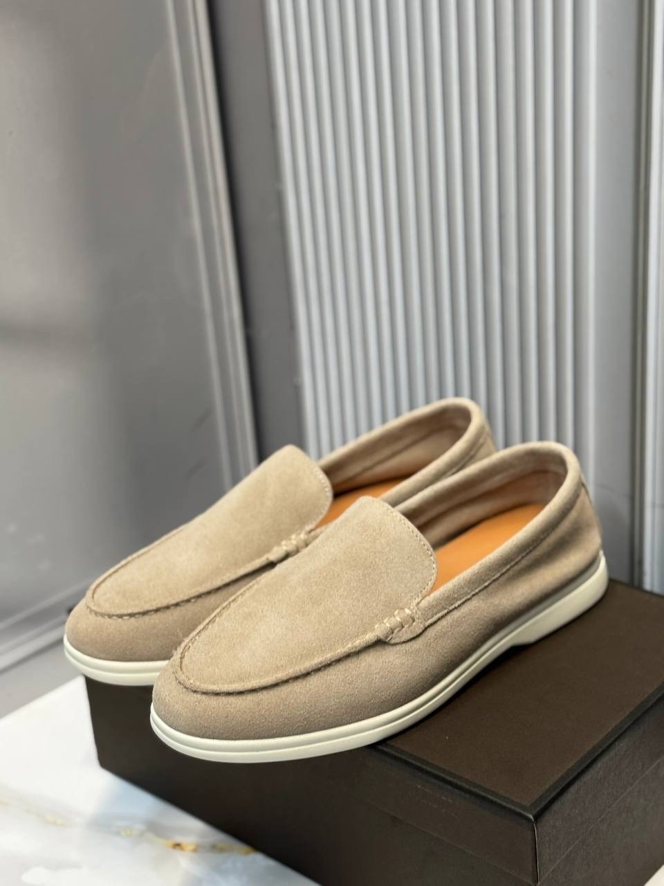 ,лоферы loro piana мужские,лоферы loro piana,лоферы из натуральной замши,замшевые лоферы