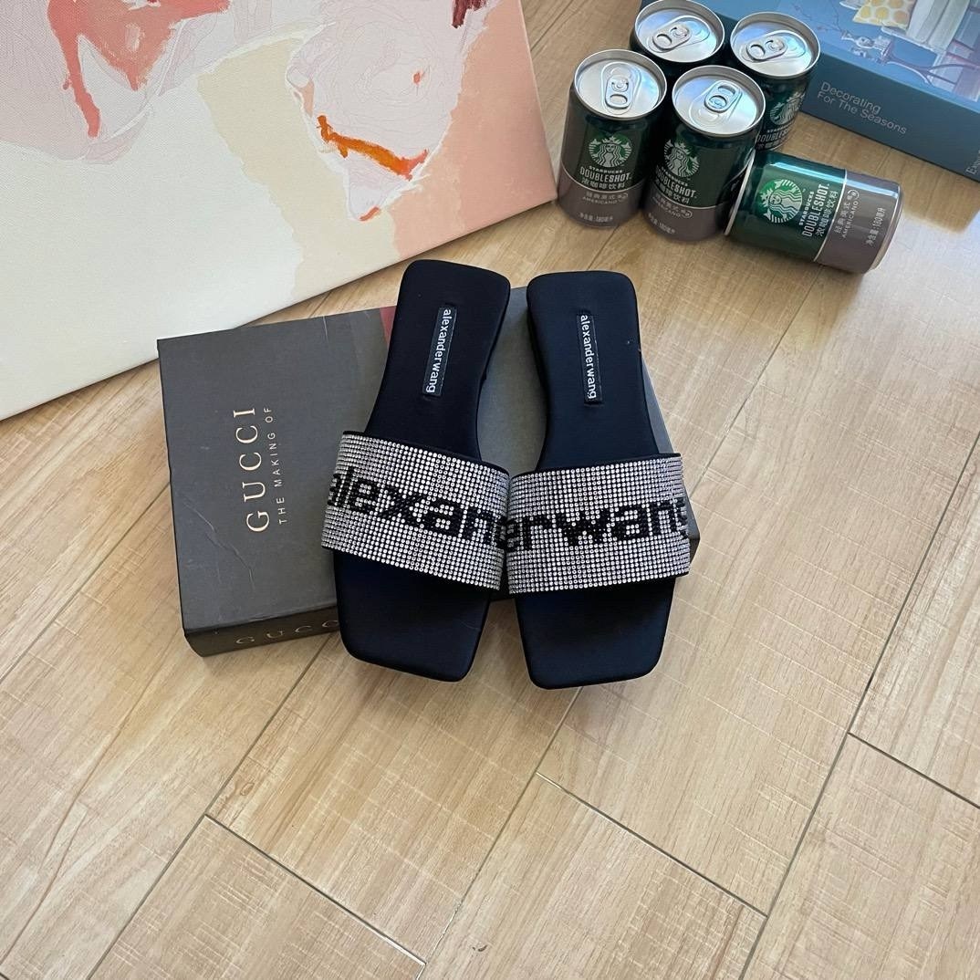 ,тапочки alexander wang,женские шлепанцы,тапки кристиан диор,тапки диор