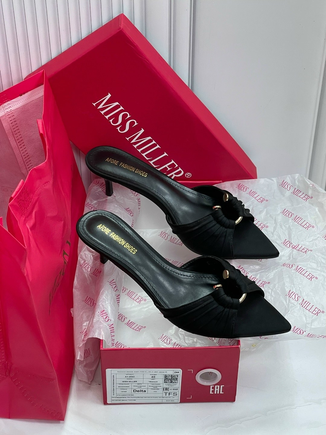 ,босоножки yves saint laurent,босоножки женские,каблуки туфли,женские каблуки