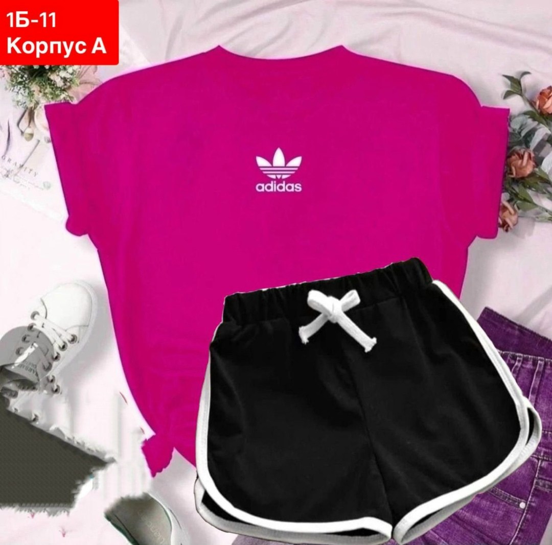 женский костюм с шортами,женские костюмы,костюм спортивный adidas,костюм спортивный adidas sportswear,костюм для девушек