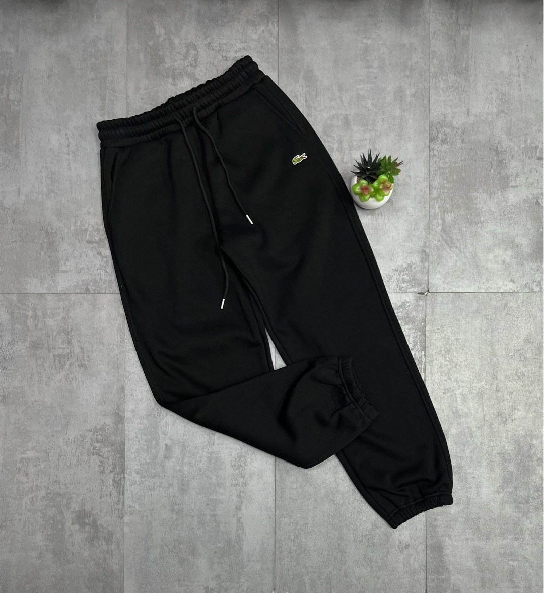 спортивные штаны лакоста мужские,спортивные штаны lacoste,брюки спортивные штаны,спортивные штаны,спортивные штаны для мужчин