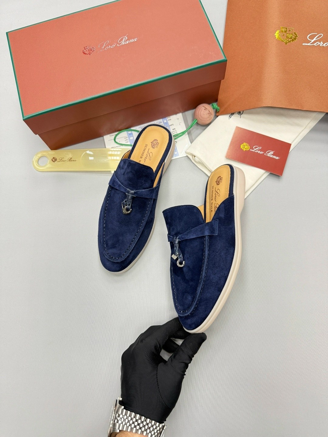 ,лоферы loro piana,замшевые лоферы,мюли loro piana,замшевые тапочки
