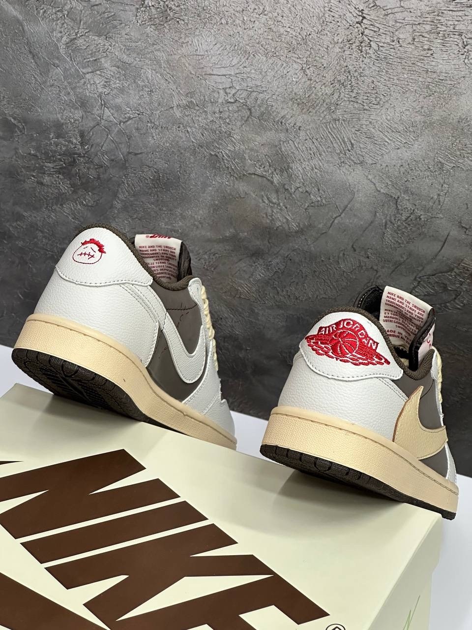 nike air jordan 1 low travis scott reverse mocha,кроссовки nike air jordan 1 low x travis scott,nike air jordan 1 low travis scott,кроссовки travis scott x air jordan 1 low,кроссовки travis scott x ni