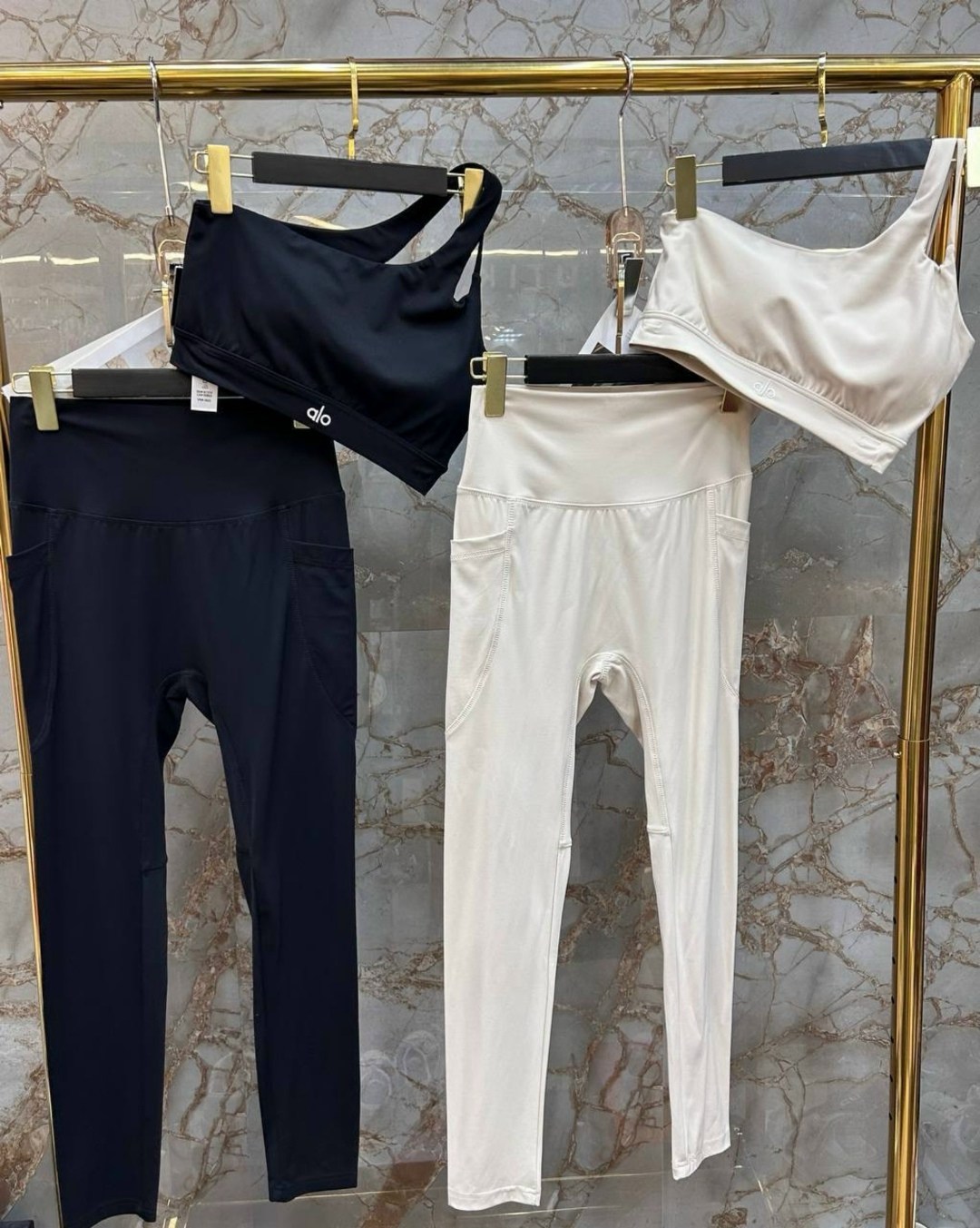 кроссовки женскиe,кроссовки модные,кроссовки alexander wang,спортивная обувь,кроссовка