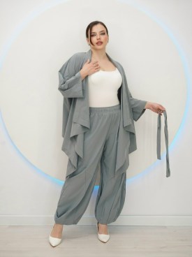 Костюм