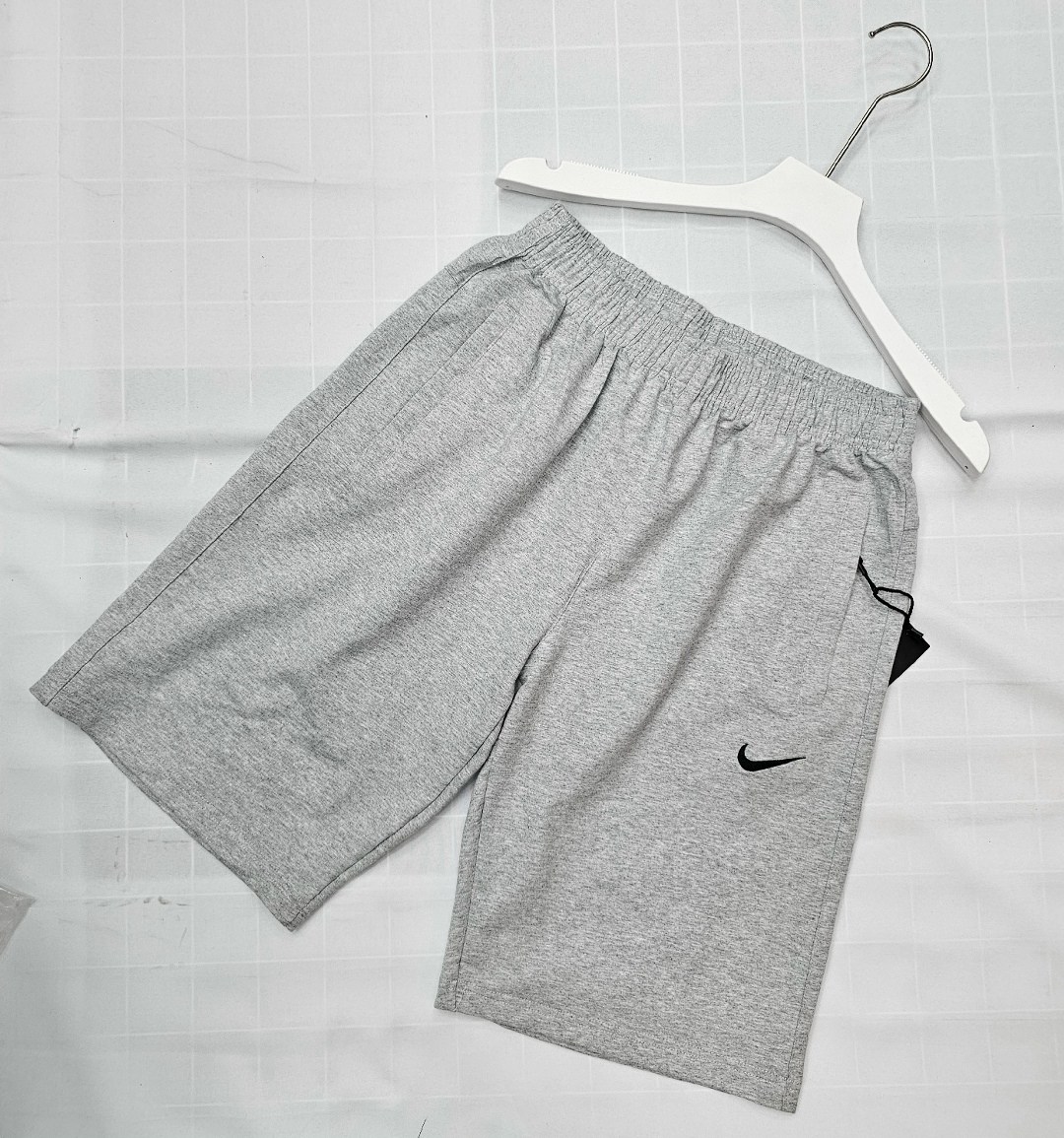 шорты мужские nike,шорты найк,шорты найк мужские серые,шорты серые,мужские шорты