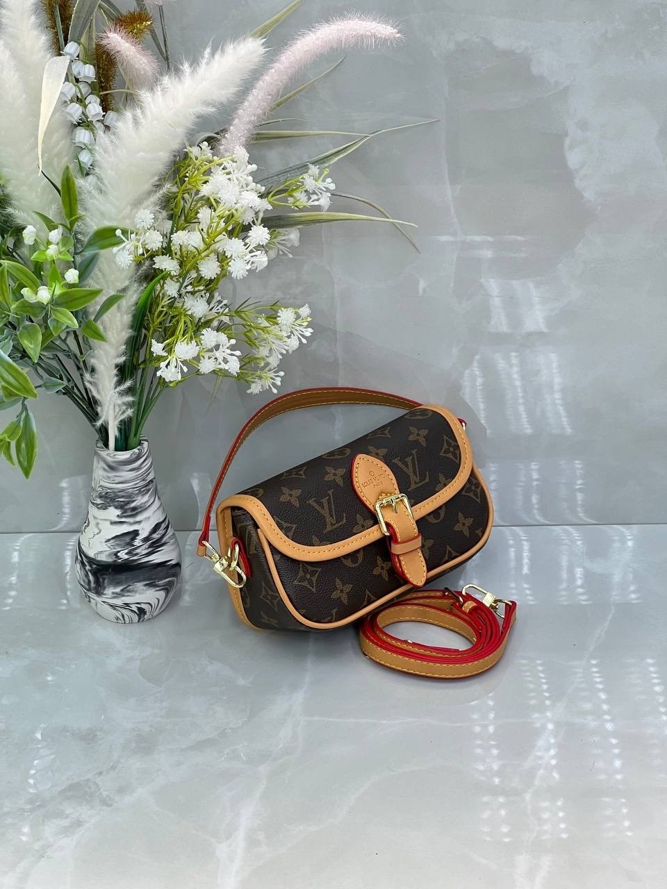 louis vuitton женская сумка,louis vuitton сумка на плечо,сумка louis vuitton,модная сумка,луи виттон сумка