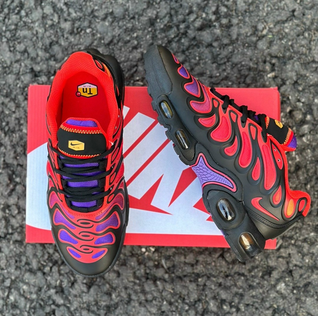 кроссовки nike air max plus,nike air max plus drift,nike air max plus,nike air tn max plus,кроссовки