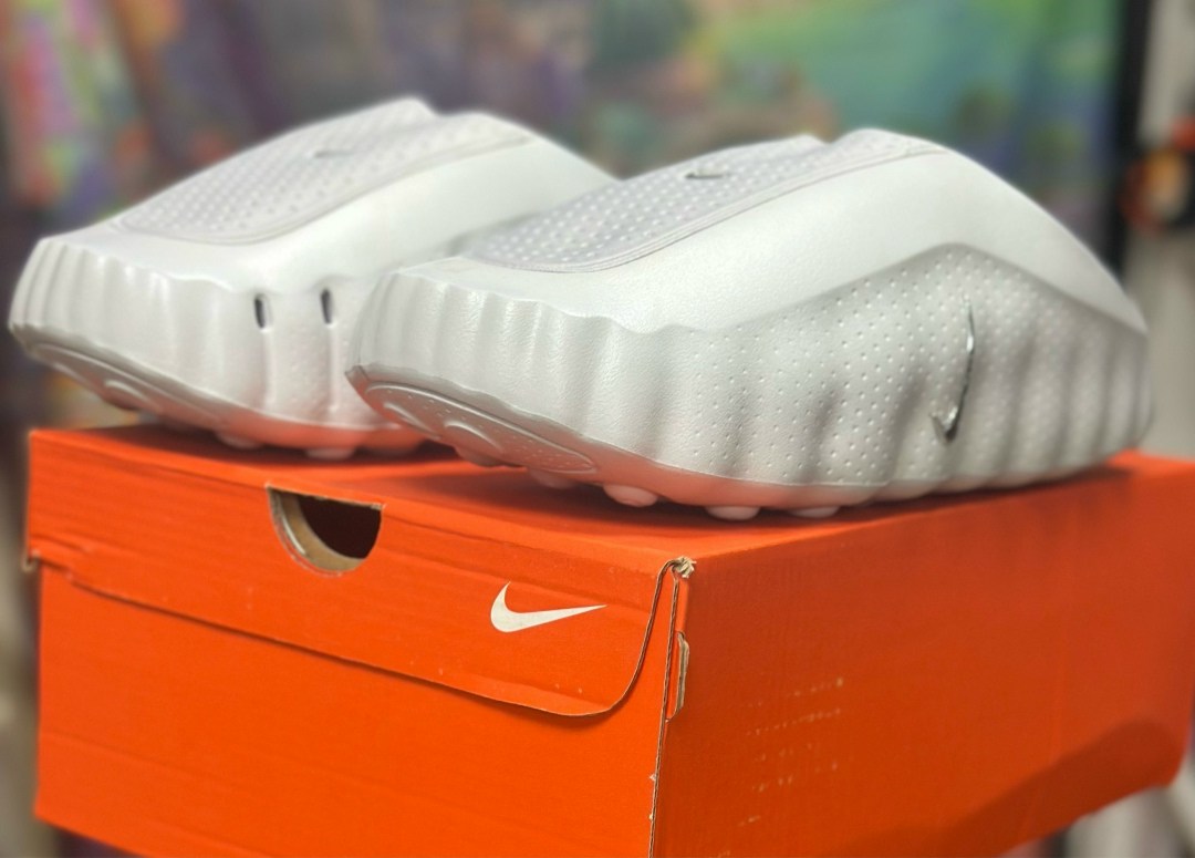 кроссовки,оригинальные кроссовки,кроссовки nike,повседневная ,футуристические кроссовки