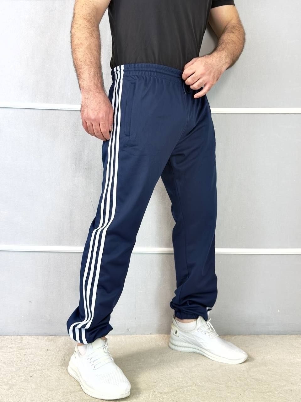 брюки спортивные adidas,брюки спортивные adidas мужские,мужские спортивные штаны adidas,спортивные штаны adidas,брюки спортивные adidas originals