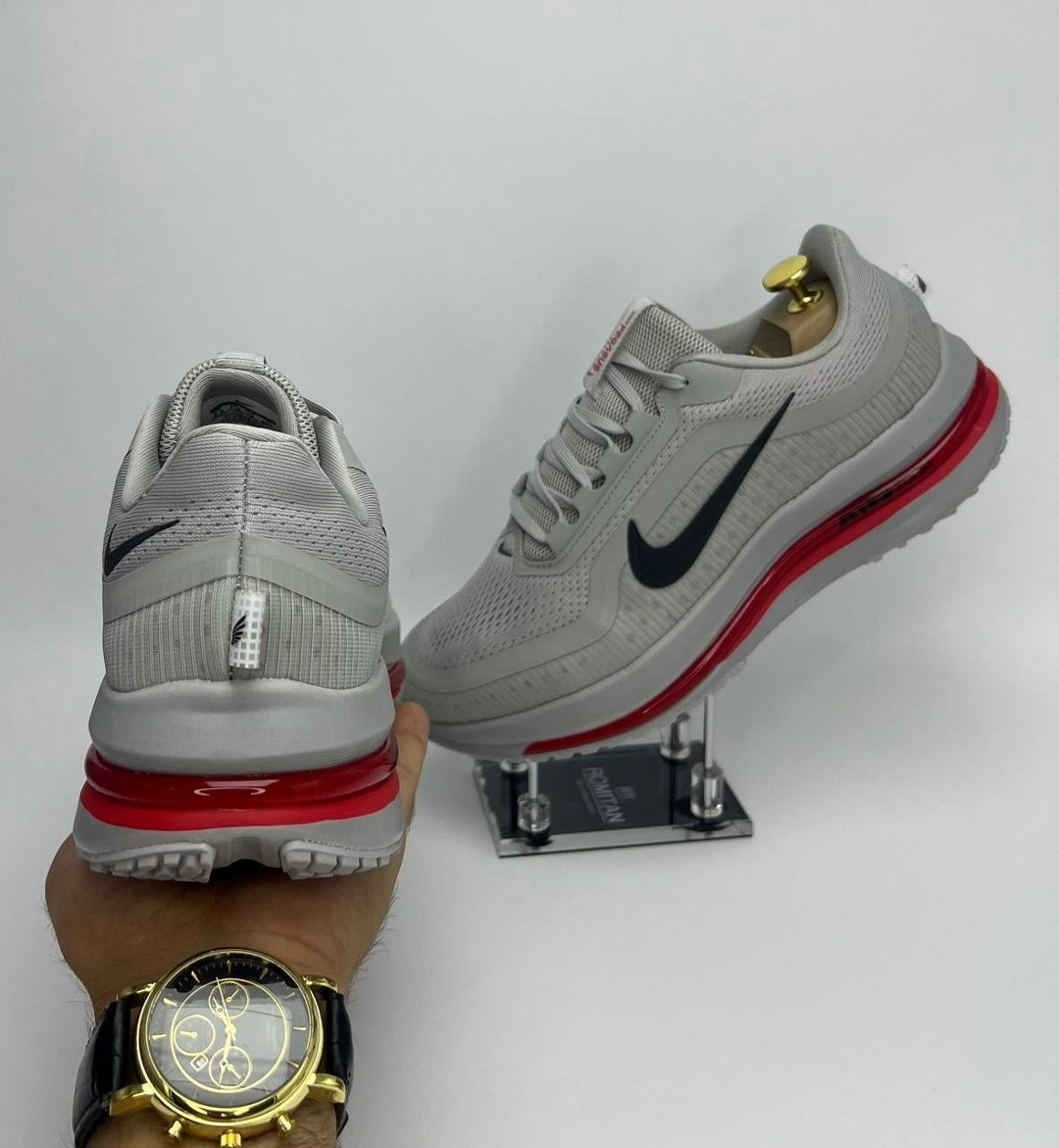 кроссовки,nike кроссовки,кроссовки мужские женские,спортивная ,кроссовки nike vomero