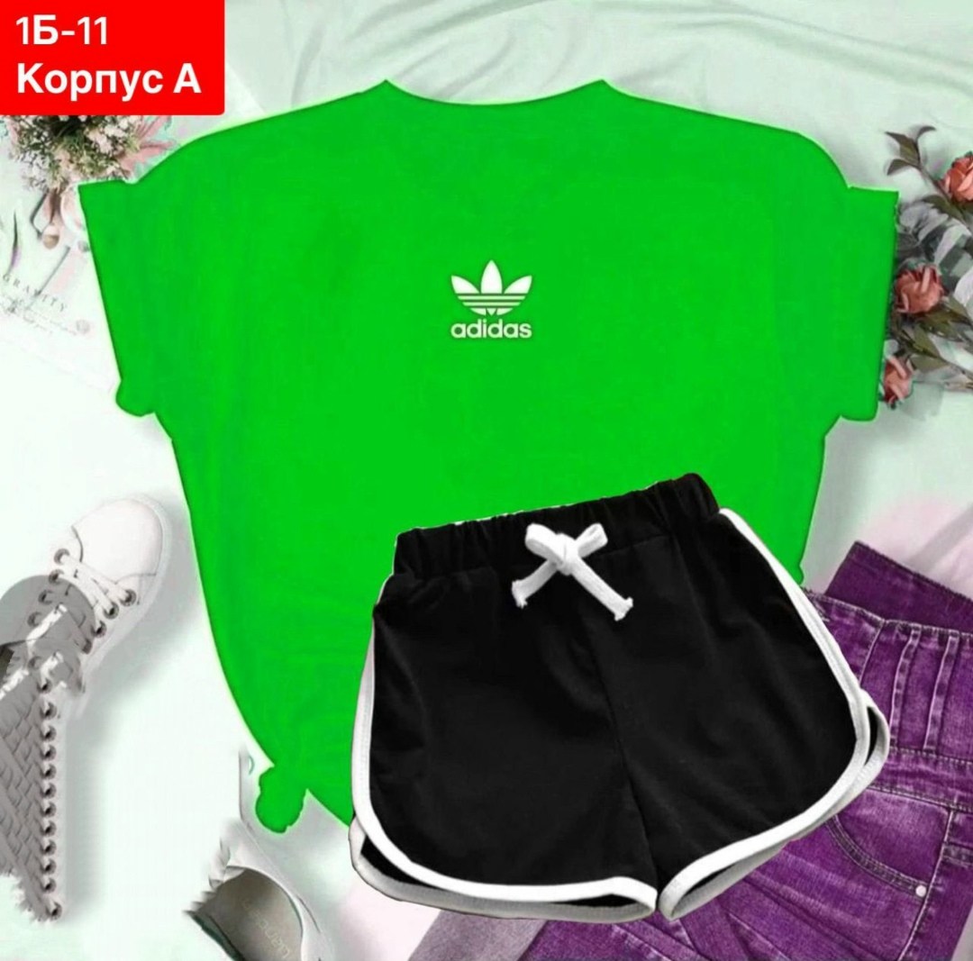 женский костюм с шортами,женские костюмы,костюм спортивный adidas,костюм спортивный adidas sportswear,костюм для девушек