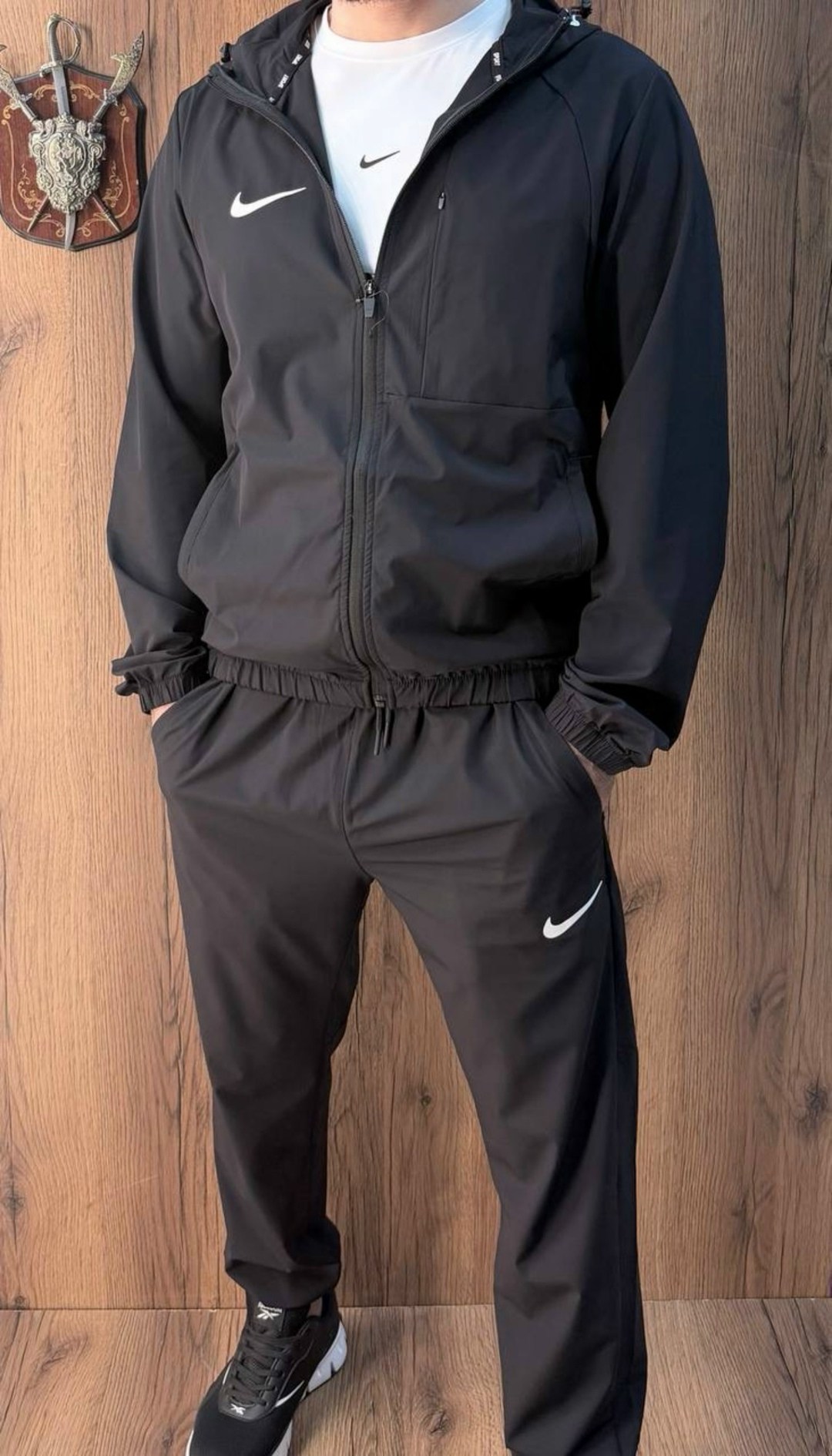 спортивный костюм nike,спортивный костюм,спортивный костюм мужской,костюм широкие спортивный плащевка nike isalino,костюм найк мужской