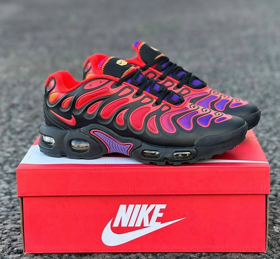 кроссовки nike air max plus,nike air max plus drift,nike air max plus,nike air tn max plus,кроссовки