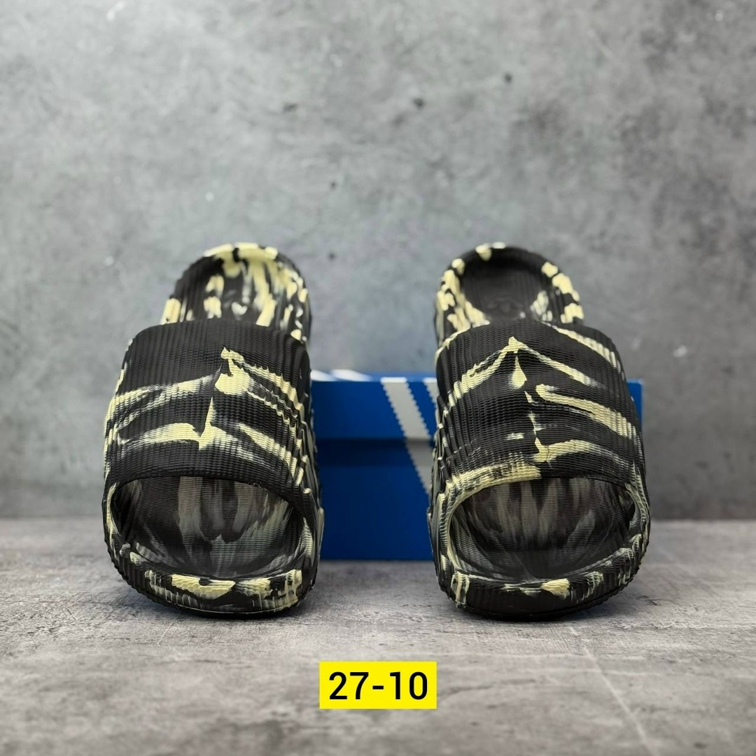 шлепанцы adidas,шлепки adidas,тапочки adidas,шлепанцы adidas adilette,тапки adidas