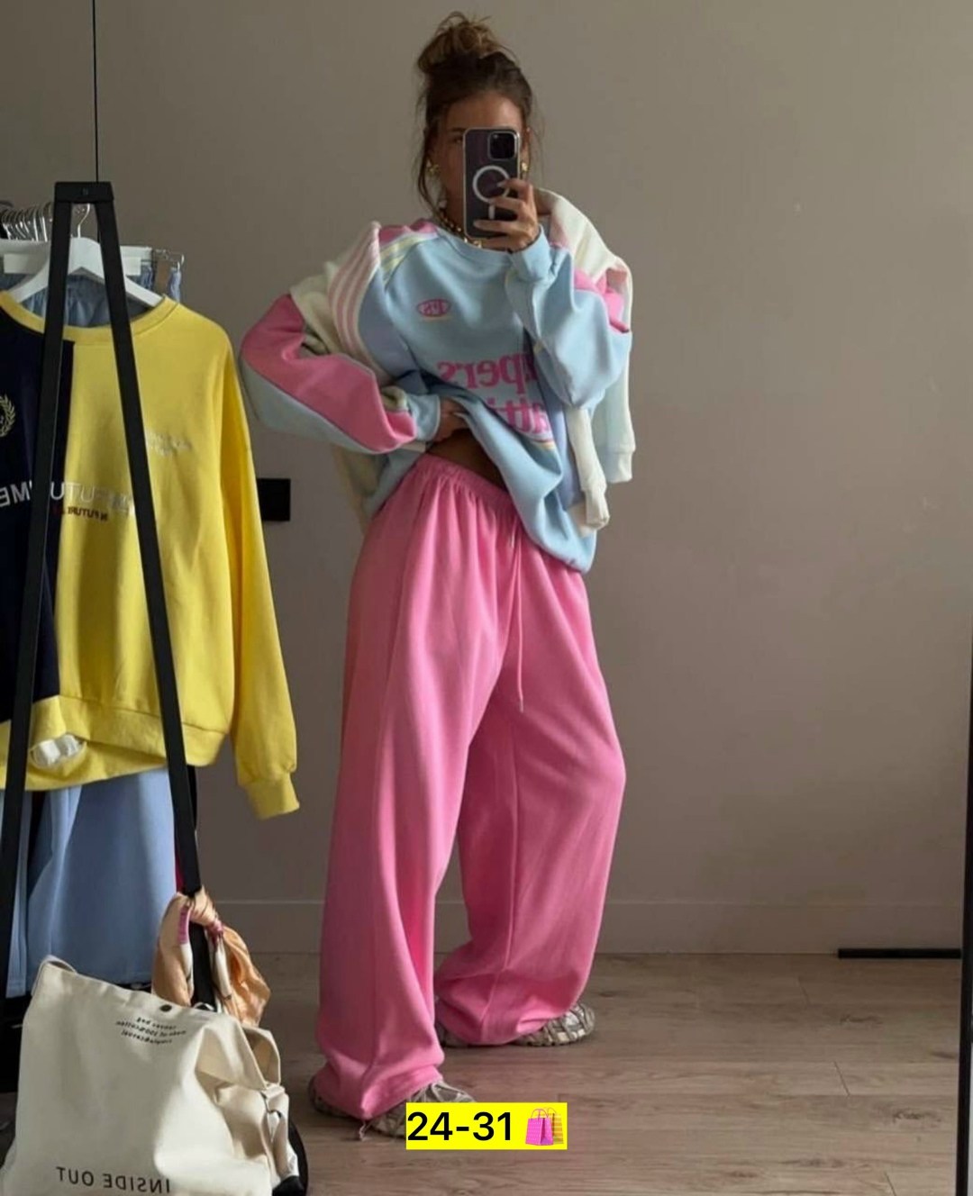 костюм спортивный оверсайз,свитшот attire свободного кроя,штаны attire,женские костюмы оверсайз,штаны attire флис