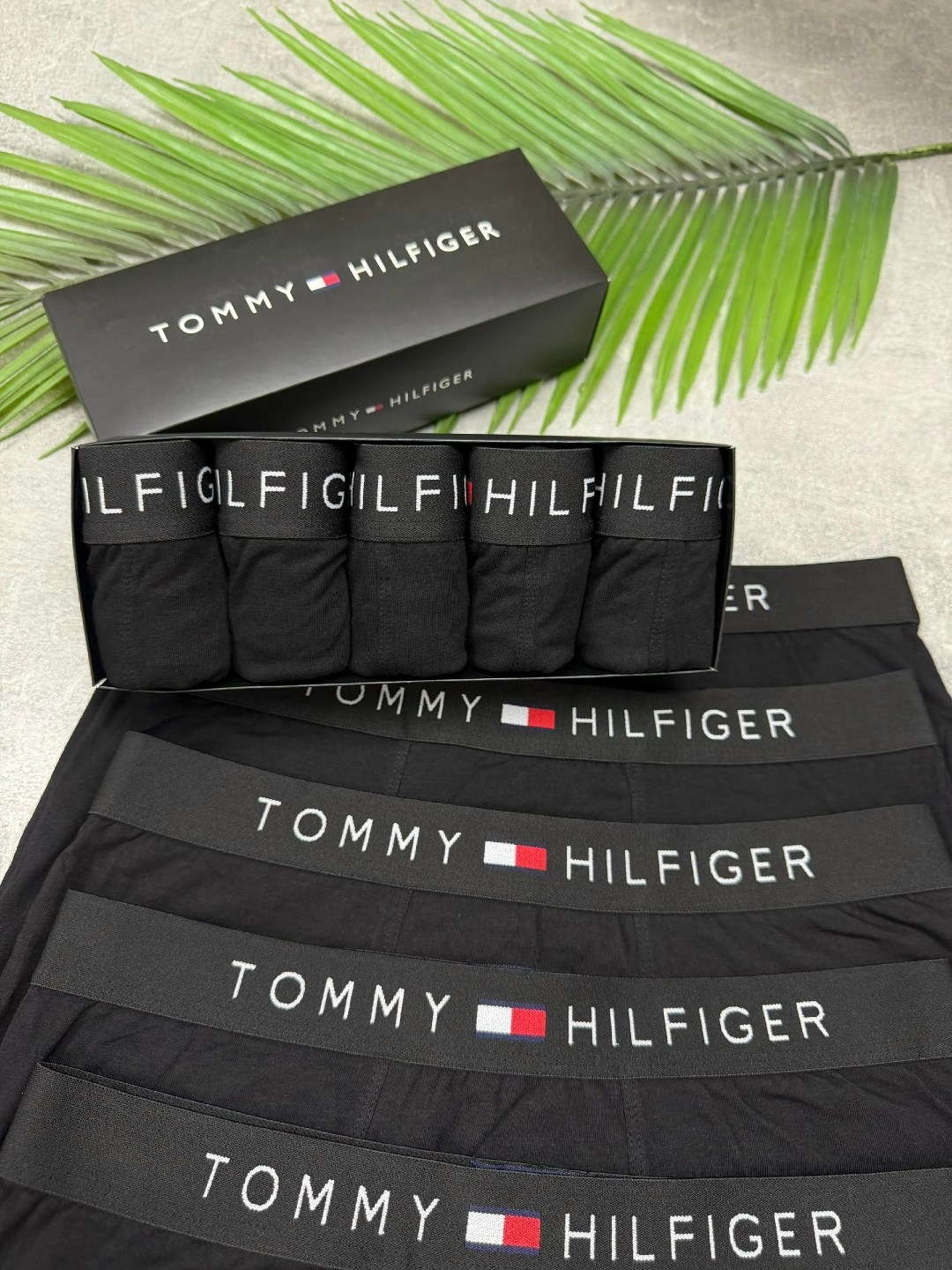 набор мужских трусов tommy hilfiger,мужской набор трусов,трусы томми хилфигер мужские в коробке,трусы томми хилфигер мужские бирки,мужской трусы