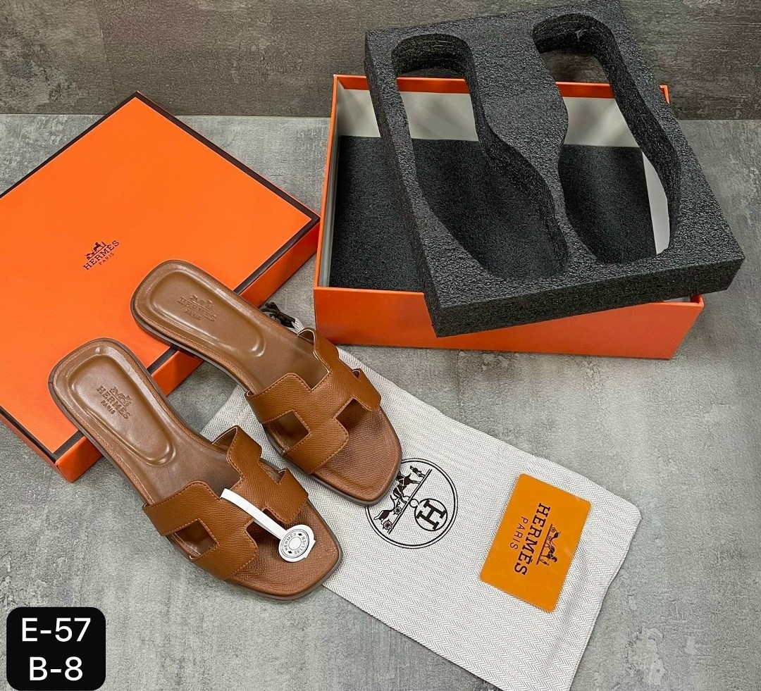 шлепки эрмес оран,женские кожаные шлепки hermes oran коричневые,,шлёпанцы hermes,hermes шлепки женские