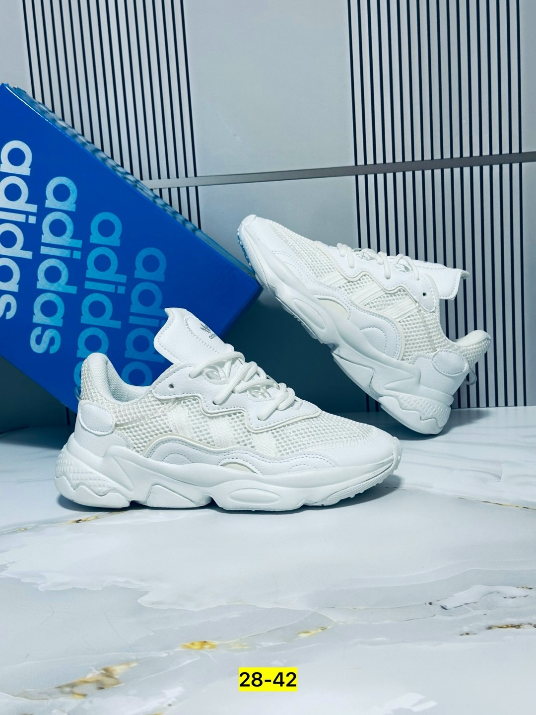 кроссовки adidas ozweego,кроссовки adidas,кроссовки мужские adidas ozweego,кроссовки,adidas ozweego