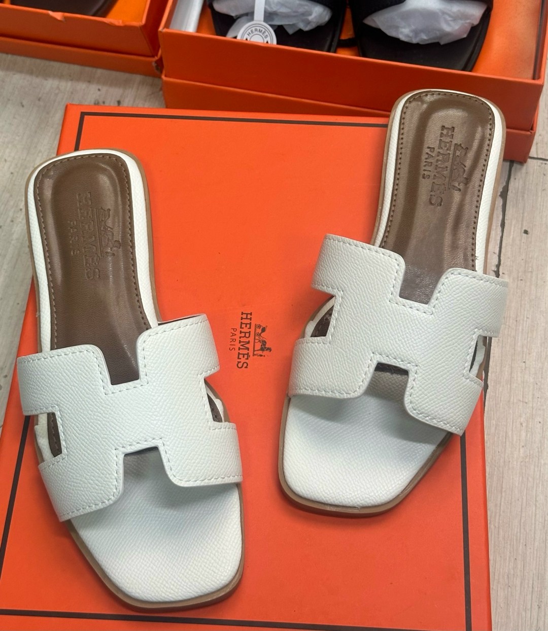 шлепанцы hermes,шлепки эрмес оригинал,,шлепки hermes женские,шлепки гермес женские